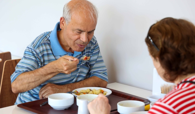 Antalya Büyükşehir Belediyesi Kent Lokantası’nı hizmete sundu (1)