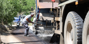 Kaş Beldibi ve Sütleğen Grup Yolu Asfaltlanıyor (2)