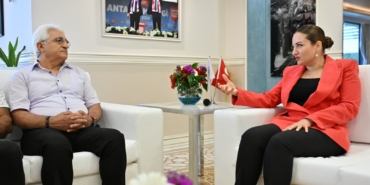 Antalya Alevi Bileşenleri’nden Başkan Vekili Özdemir’e destek ziyareti (9)