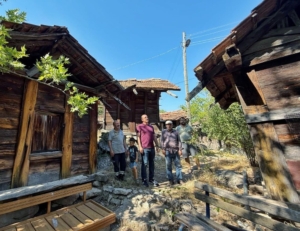 BAŞKAN KOTAN TARİHİ AMBARLARI İNCELEDİ (6)
