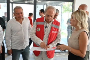 Kepezde-halk-sofralari-buyuyor_-Ikinci-Kent-Lokantasi_2