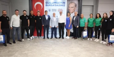 bursa-nin-gururu-sporculardan-buyuksehir-e-ziyaret-1753080853-156_large.webp.webp