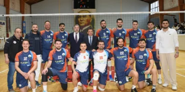 bursa-osmangazi-belediyespor-voleybol-takimi-1-lig-de-1753436591-664_large.webp.webp
