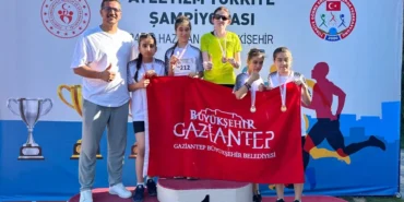 gaziantep-buyuksehir-belediye-sporculari-buyuk-basariya-imza-atti-1751553564-792_large.webp.webp
