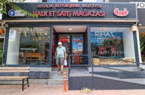Halk Et'e yoğun ilgi (2)
