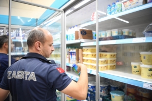 KONYAALTI BELEDİYESİ YAYLALARDA DA GIDA DENETİMİ YAPIYOR (4)