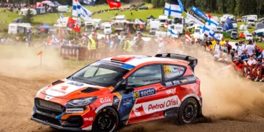 kerem-kazaz-finlandiya-rallisi-nden-basariyla-dondu-1754313501-30_large.webp.webp