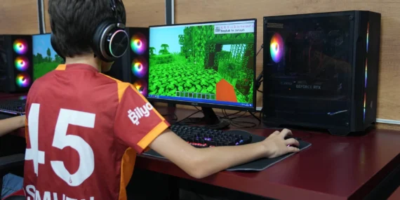 Özel Gereksinimli Çocuklar İçin Teknoloji Şöleni!