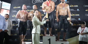 027ad08a-8729-4607-89af-075b660685db