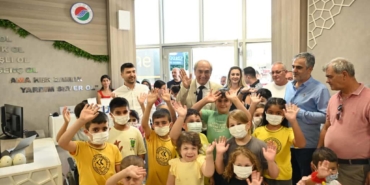 Baskan-Kocagozden-minik-kalplere-sicak-dokunus_6