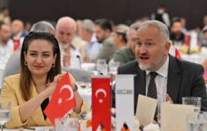 Başkan Vekili Özdemir AKTOB’un konuğu oldu (1)