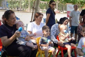 Bebek Parkı minik misafirleriyle cıvıl cıvıl (4)