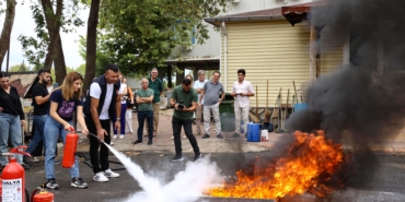 Büyükşehir Çalışanlarına Yangın Eğitimi ve Tatbikat (4)