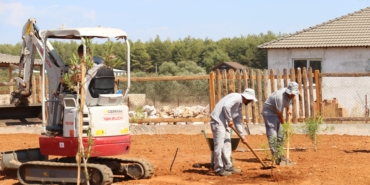 Edip-Akbayram-Duaci-Genclik-Parkinda-kurakcil-peyzaj-duzenlemesi_2