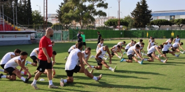 Kepezspor-Futbol-A.S,-Sanliurfa-deplasmanina-hazir_3