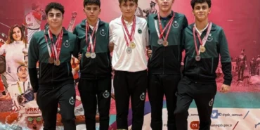 karatay-belediyespor-trampolin-takimi-samsun-dan-madalyalarla-dondu-1758014560-966_large.webp.webp