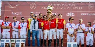 u-s-polo-assn-xv-fip-avrupa-polo-sampiyonasi-nin-resmi-giyim-ortagi-oldu-1758810542-255_large.webp.webp
