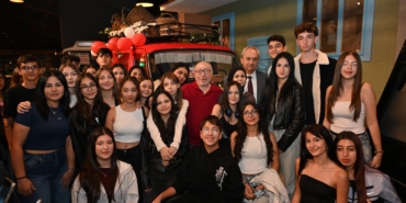 Cicek-Abbas,-yillar-sonra-Kepezde-minibusuyle-bulustu_2