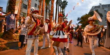 KALEİÇİ FESTİVALİ KORTEJ3