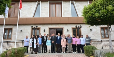 Kaymakam-Dervisoglu-ve-Baskan-Kocagoz,-Sefkat-ve-Huzurevini-ziyaret-etti_4