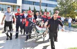 Kepez-Belediyesinden-gercegini-aratmayan-tatbikat_7