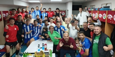 Kepezspor-Futbol-A.S,-evinde-gucunu-gosterdi_-1-0lik-zafer_8