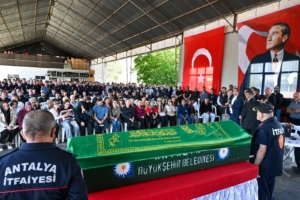 Levent Okutan için Antalya İtfaiyesi’nde tören düzenlendi (5)