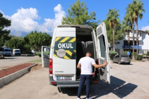 Öğrenci güvenliği için sıkı servis denetimi (7)