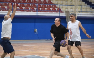 YENİ TESİSTE İLK MAÇ BAŞKAN KOTAN’DAN (1)