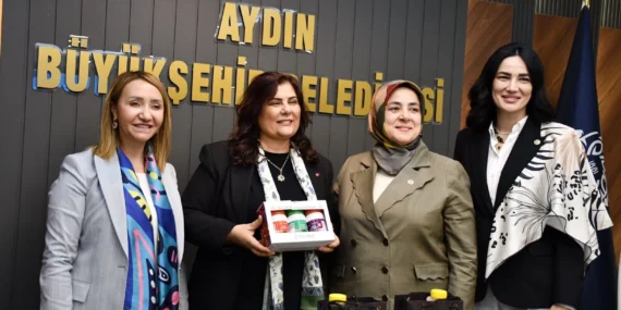 ak-partili-kadin-belediye-baskanlari-aydin-da-bulustu-1761925923-452_large.webp.webp