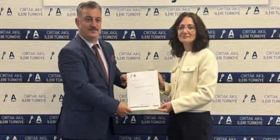 Bursa’da Anahtar Parti Kadın Kolları Başkanı Belli