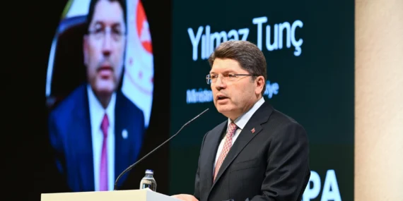 bakan-tunc-terorsuz-turkiye-idealine-daha-yakiniz-1761574942-766_large.webp.webp