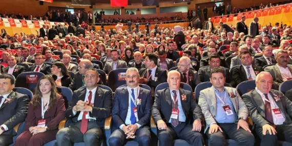 CHP Bursa Kongresi: Kararlılık ve Umut Vurgusu