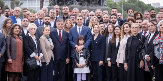 CHP İzmir’de Yeni Dönem: Çağatay Güç Göreve Başladı