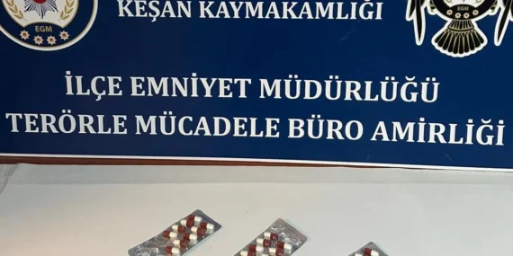 edirne-kesan-da-emniyet-ten-sok-uygulama-1761471086-822_large.webp.webp