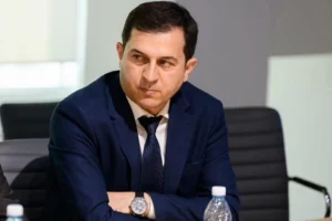 elnur-elturk-azerbaycan-a-karsi-sosyal-medyada-yurutulen-kara-kampanya-iki-ulke-iliskilerine-zarar-v.webp