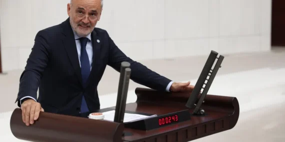 iyi-partili-milletvekili-akalin-dan-dis-politika-elestirisi-1761470787-132_large.webp.webp