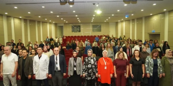 kayseri-il-saglik-mudurlugu-nden-anne-sutu-egitimi-1761456792-649_large.webp.webp