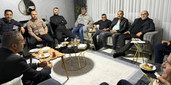 mhp-den-hayirli-gunler-komsum-ziyaretleri-basladi-1761365064-17_large.webp.webp