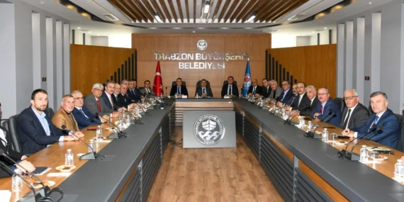 trabzon-un-turizm-yol-haritasi-sekilleniyor-1761052610-224_large.webp.webp