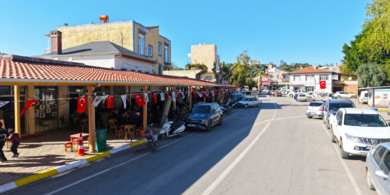 Gebiz Mahallesi’ne yeni pergole alanı kazandırıldı