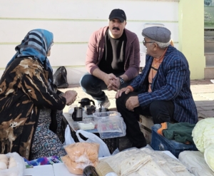 BAŞKAN KOTAN ESNAFLA BULUŞMAYA DEVAM EDİYOR (4)