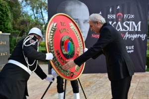 Kepez-Atasini-saygi-ve-minnetle-andi_10