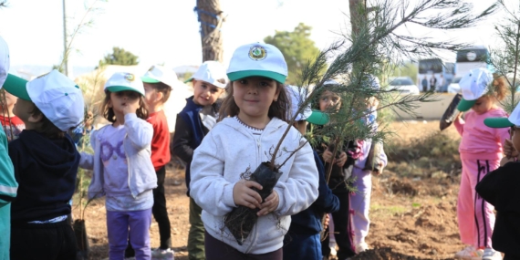 Kepezli-Minikler,-yangin-sonrasi-orman-alanina-umut-dikti_6