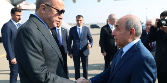 cumhurbaskani-erdogan-zafer-gunu-icin-baku-de-1762594141-419_large.webp.webp