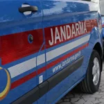 jandarma-araci-1654003812-252-1654003859-927_large.webp.webp