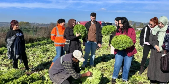 kocaeli-buyuksehir-den-aday-ciftcilere-uygulamali-tarim-egitimi-1764070202-102_large.webp.webp