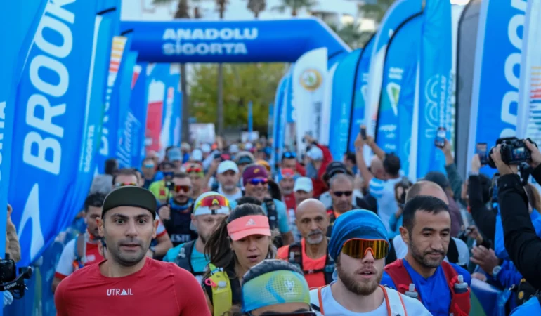 marmaris-ultra-trail-de-adimlar-doga-icin-atildi-1763446913-955_large.webp.webp