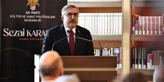 Sezai Karakoç Anma Programı’nda Duygusal Anlar